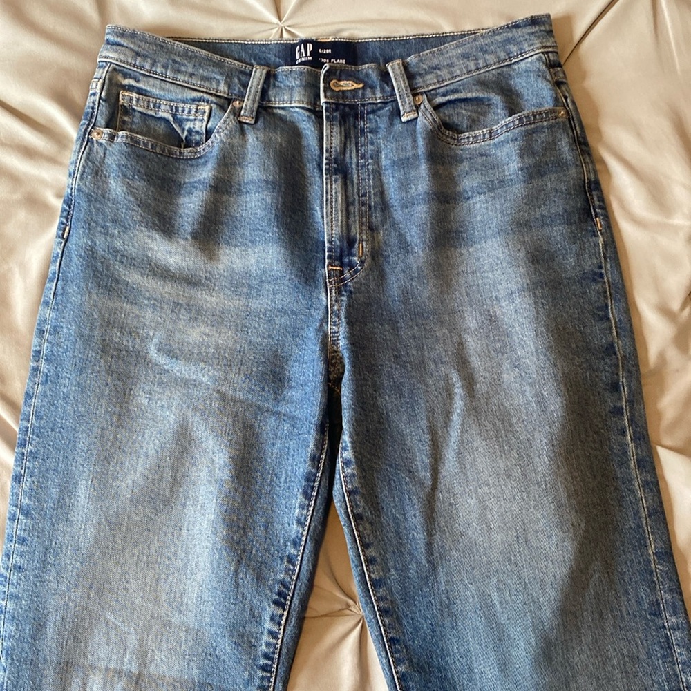 GAP jeans. 70’s flare. 8/29. Like new.